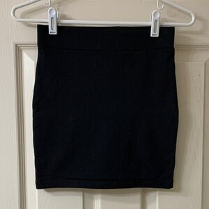 🌷3 for$25🌷Forever 21, US S, Black Bodycon Tube Pencil Mini Skirt